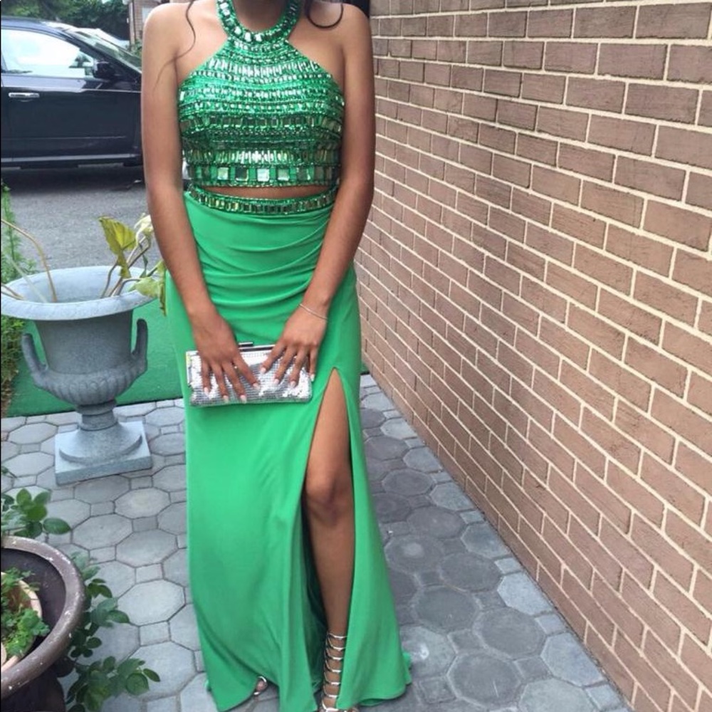 Prom dress